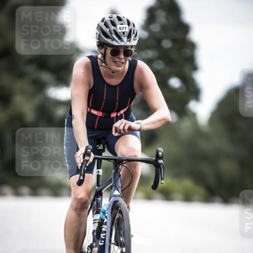 21.06.2026 - 29. Vierlanden-Triathlon H.Heesch http://msf.ph/oto/9875814 21.06.2026 12:27:49 Radfahren 635, 683, 877, 924, 956 meine-sportfotos.de