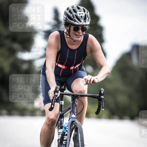 21.06.2026 - 29. Vierlanden-Triathlon H.Heesch http://msf.ph/oto/9875824 21.06.2026 12:27:49 Radfahren 635, 683, 877, 924, 956 meine-sportfotos.de