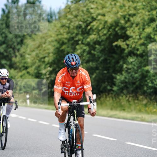 21.06.2026 - Viking Triathlon Michael Burmester http://msf.ph/oto/9875834 21.06.2026 12:53:09 Radfahren 24, 84, 97, 224, 305, 382, 431, 445, 618 meine-sportfotos.de
