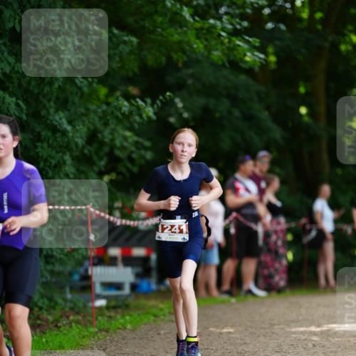 21.06.2026 - 29. Vierlanden-Triathlon LAZAROV Photography http://msf.ph/oto/9875900 21.06.2026 15:16:55 Laufen 1241, 30 meine-sportfotos.de