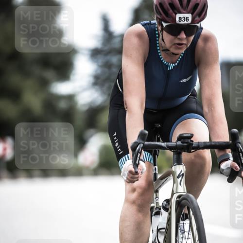21.06.2026 - 29. Vierlanden-Triathlon H.Heesch http://msf.ph/oto/9875944 21.06.2026 12:32:05 Radfahren 776, 836, 863, 897, 932 meine-sportfotos.de