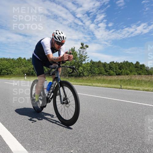 21.06.2026 - Viking Triathlon Michael Burmester http://msf.ph/oto/9875980 21.06.2026 13:15:05 Radfahren 105, 366 meine-sportfotos.de