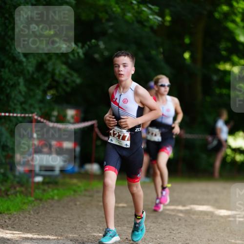 21.06.2026 - 29. Vierlanden-Triathlon LAZAROV Photography http://msf.ph/oto/9876022 21.06.2026 15:17:37 Laufen 1277 meine-sportfotos.de