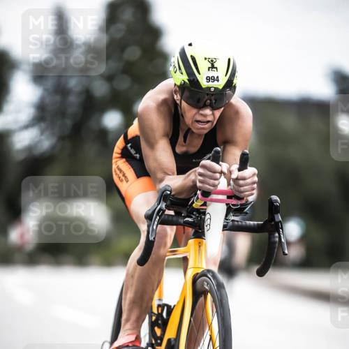 21.06.2026 - 29. Vierlanden-Triathlon H.Heesch http://msf.ph/oto/9876024 21.06.2026 12:32:25 Radfahren 900, 949, 994 meine-sportfotos.de
