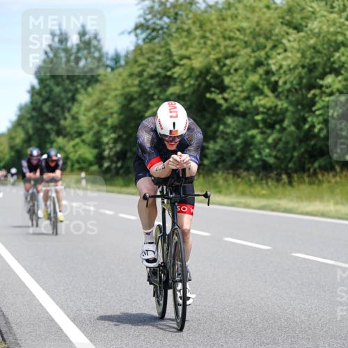21.06.2026 - Viking Triathlon Michael Burmester http://msf.ph/oto/9876026 21.06.2026 12:54:11 Radfahren 107, 154, 220, 286, 296, 376, 414, 560, 574, 625 meine-sportfotos.de