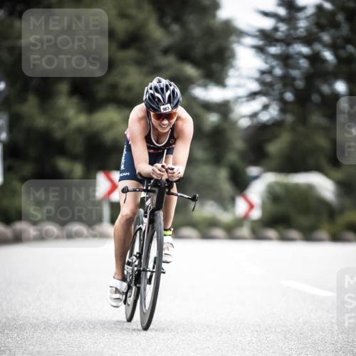 21.06.2026 - 29. Vierlanden-Triathlon H.Heesch http://msf.ph/oto/9876058 21.06.2026 12:32:35 Radfahren 907, 983 meine-sportfotos.de