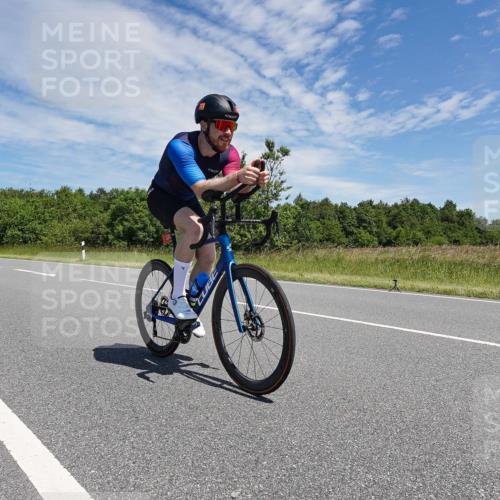 21.06.2026 - Viking Triathlon Michael Burmester http://msf.ph/oto/9876079 21.06.2026 13:17:04 Radfahren 330, 365, 549 meine-sportfotos.de