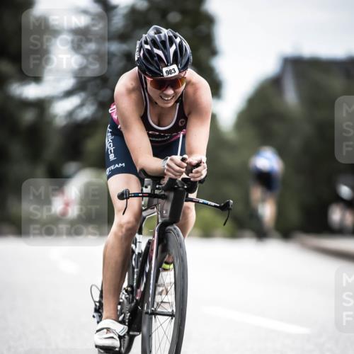 21.06.2026 - 29. Vierlanden-Triathlon H.Heesch http://msf.ph/oto/9876103 21.06.2026 12:32:36 Radfahren 907, 983 meine-sportfotos.de
