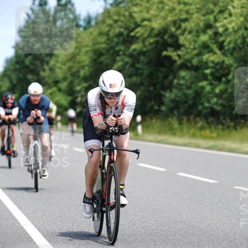 21.06.2026 - Viking Triathlon Michael Burmester http://msf.ph/oto/9876129 21.06.2026 12:54:20 Radfahren 154, 220, 289, 296, 340, 376, 625 meine-sportfotos.de