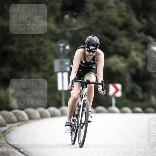 21.06.2026 - 29. Vierlanden-Triathlon H.Heesch http://msf.ph/oto/9876198 21.06.2026 12:32:53 Radfahren 755, 760, 1008, 1011, 1014 meine-sportfotos.de