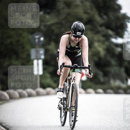 21.06.2026 - 29. Vierlanden-Triathlon H.Heesch http://msf.ph/oto/9876225 21.06.2026 12:32:53 Radfahren 755, 760, 1008, 1011, 1014 meine-sportfotos.de