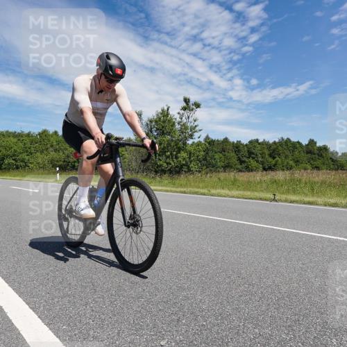 21.06.2026 - Viking Triathlon Michael Burmester http://msf.ph/oto/9876259 21.06.2026 13:20:46 Radfahren 237, 617 meine-sportfotos.de