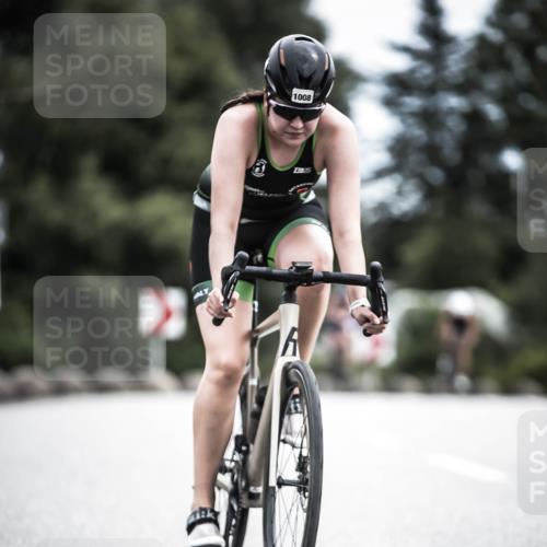 21.06.2026 - 29. Vierlanden-Triathlon H.Heesch http://msf.ph/oto/9876262 21.06.2026 12:32:53 Radfahren 755, 760, 1008, 1011, 1014 meine-sportfotos.de