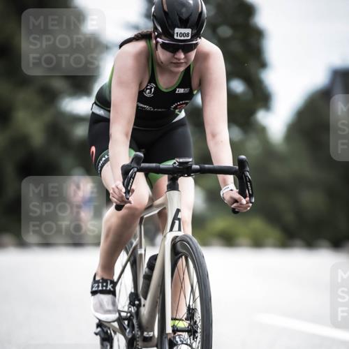 21.06.2026 - 29. Vierlanden-Triathlon H.Heesch http://msf.ph/oto/9876290 21.06.2026 12:32:53 Radfahren 755, 760, 1008, 1011, 1014 meine-sportfotos.de