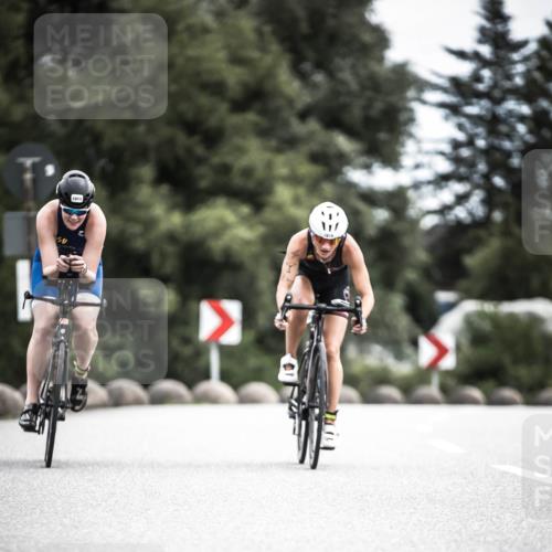 21.06.2026 - 29. Vierlanden-Triathlon H.Heesch http://msf.ph/oto/9876307 21.06.2026 12:32:57 Radfahren 755, 760, 1008, 1011, 1014 meine-sportfotos.de