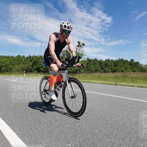 21.06.2026 - Viking Triathlon Michael Burmester http://msf.ph/oto/9876329 21.06.2026 13:24:16 Radfahren 282, 331 meine-sportfotos.de