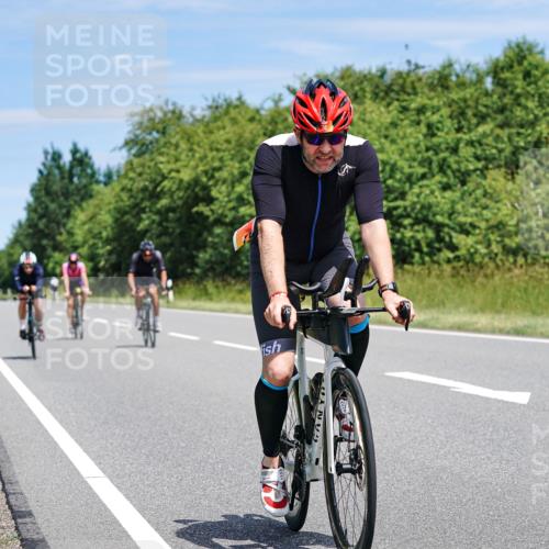 21.06.2026 - Viking Triathlon Michael Burmester http://msf.ph/oto/9876339 21.06.2026 12:55:03 Radfahren 45, 111, 116, 188, 241, 282, 327, 386, 495, 541, 578, 658 meine-sportfotos.de