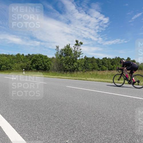 21.06.2026 - Viking Triathlon Michael Burmester http://msf.ph/oto/9876362 21.06.2026 13:24:41 Radfahren 335, 658 meine-sportfotos.de