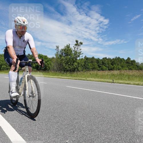 21.06.2026 - Viking Triathlon Michael Burmester http://msf.ph/oto/9876391 21.06.2026 13:25:10 Radfahren 247, 314, 646 meine-sportfotos.de