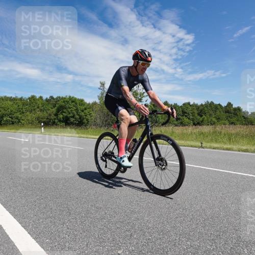 21.06.2026 - Viking Triathlon Michael Burmester http://msf.ph/oto/9876395 21.06.2026 13:25:11 Radfahren 247, 314, 646 meine-sportfotos.de