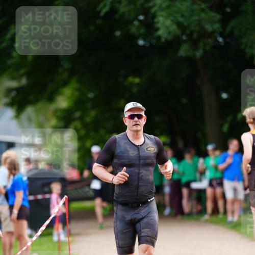 21.06.2026 - 29. Vierlanden-Triathlon LAZAROV Photography http://msf.ph/oto/9876530 21.06.2026 10:46:10 Laufen  meine-sportfotos.de