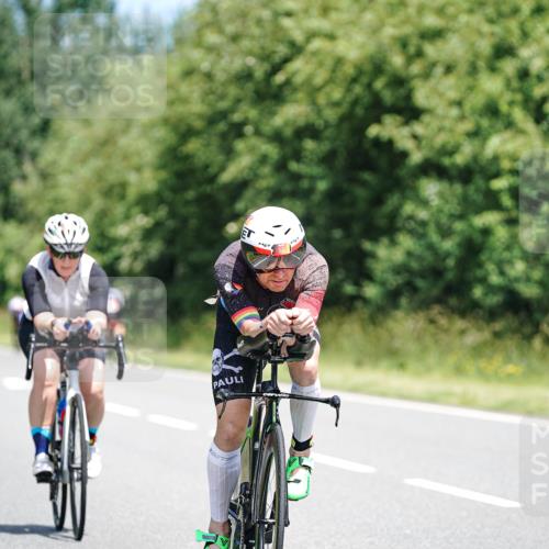 21.06.2026 - Viking Triathlon Michael Burmester http://msf.ph/oto/9876543 21.06.2026 12:56:06 Radfahren 33, 56, 56, 172, 206, 287 meine-sportfotos.de