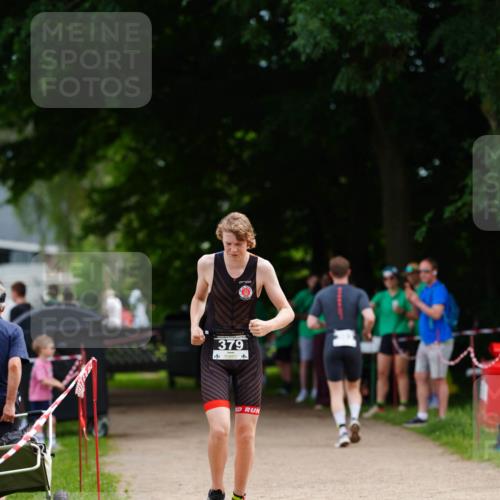 21.06.2026 - 29. Vierlanden-Triathlon LAZAROV Photography http://msf.ph/oto/9876613 21.06.2026 10:46:50 Laufen 379 meine-sportfotos.de