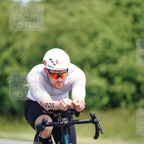 21.06.2026 - Viking Triathlon Michael Burmester http://msf.ph/oto/9876747 21.06.2026 12:57:27 Radfahren 77, 85, 93, 141, 199, 212, 245, 274, 315, 362, 393, 403, 427, 492, 497 meine-sportfotos.de