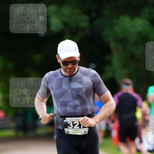 21.06.2026 - 29. Vierlanden-Triathlon LAZAROV Photography http://msf.ph/oto/9876780 21.06.2026 10:48:17 Laufen 32 meine-sportfotos.de