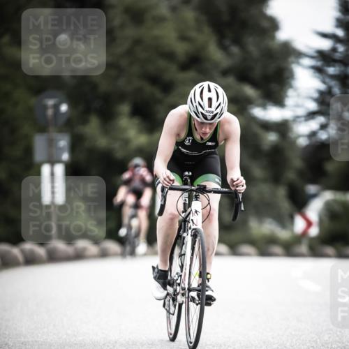 21.06.2026 - 29. Vierlanden-Triathlon H.Heesch http://msf.ph/oto/9876814 21.06.2026 12:33:58 Radfahren 804, 879, 968, 985, 1002, 1006, 1007, 1015 meine-sportfotos.de