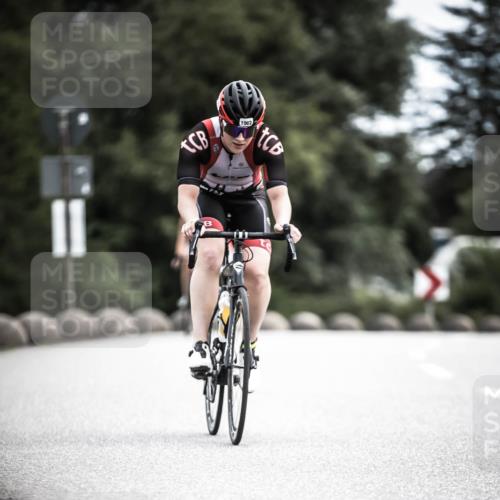 21.06.2026 - 29. Vierlanden-Triathlon H.Heesch http://msf.ph/oto/9876893 21.06.2026 12:34:01 Radfahren 804, 879, 929, 1002, 1006, 1015 meine-sportfotos.de