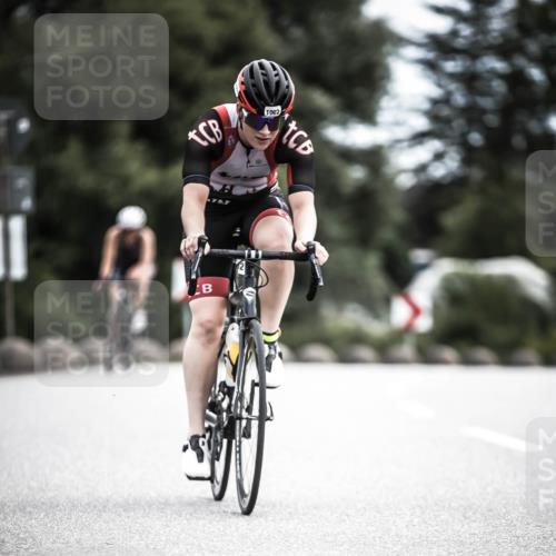 21.06.2026 - 29. Vierlanden-Triathlon H.Heesch http://msf.ph/oto/9876911 21.06.2026 12:34:01 Radfahren 804, 879, 929, 1002, 1006, 1015 meine-sportfotos.de