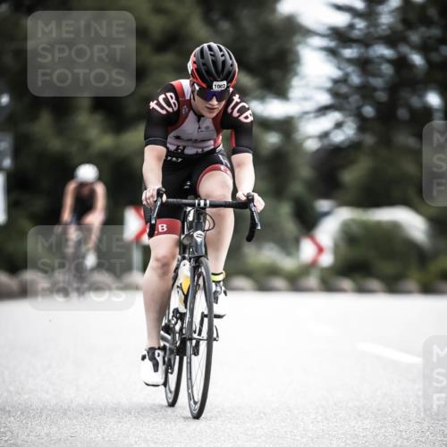 21.06.2026 - 29. Vierlanden-Triathlon H.Heesch http://msf.ph/oto/9876914 21.06.2026 12:34:01 Radfahren 804, 879, 929, 1002, 1006, 1015 meine-sportfotos.de