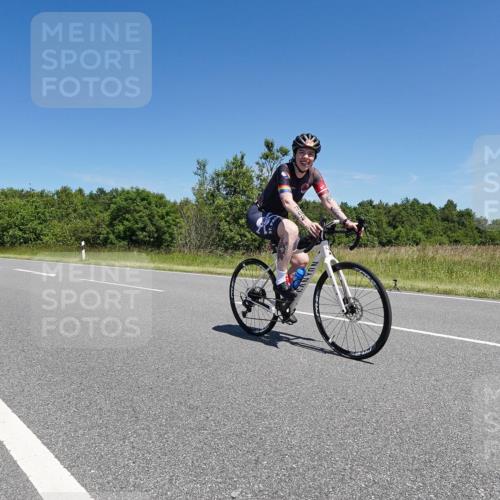 21.06.2026 - Viking Triathlon Michael Burmester http://msf.ph/oto/9876934 21.06.2026 13:55:44 Radfahren  meine-sportfotos.de