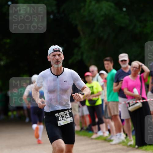 21.06.2026 - 29. Vierlanden-Triathlon LAZAROV Photography http://msf.ph/oto/9876936 21.06.2026 10:50:34 Laufen 424, 2 meine-sportfotos.de