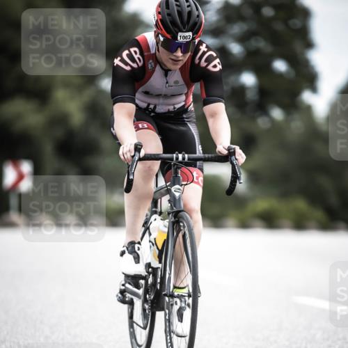 21.06.2026 - 29. Vierlanden-Triathlon H.Heesch http://msf.ph/oto/9876948 21.06.2026 12:34:01 Radfahren 804, 879, 929, 1002, 1006, 1015 meine-sportfotos.de