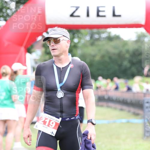 21.06.2026 - 29. Vierlanden-Triathlon Andreas Tolksdorf http://msf.ph/oto/9876958 21.06.2026 11:11:14 Ziel 354, 354 meine-sportfotos.de
