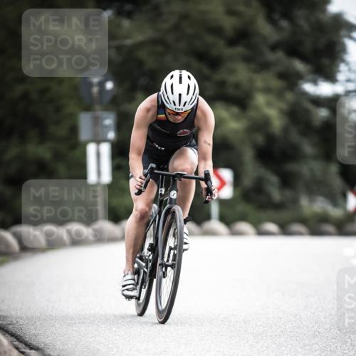 21.06.2026 - 29. Vierlanden-Triathlon H.Heesch http://msf.ph/oto/9876972 21.06.2026 12:34:03 Radfahren 804, 929, 1002, 1015 meine-sportfotos.de