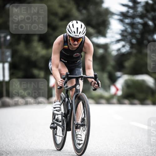 21.06.2026 - 29. Vierlanden-Triathlon H.Heesch http://msf.ph/oto/9877001 21.06.2026 12:34:04 Radfahren 804, 929, 1002, 1015 meine-sportfotos.de