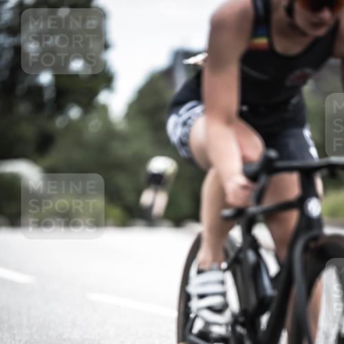 21.06.2026 - 29. Vierlanden-Triathlon H.Heesch http://msf.ph/oto/9877057 21.06.2026 12:34:04 Radfahren 804, 929, 1002, 1015 meine-sportfotos.de