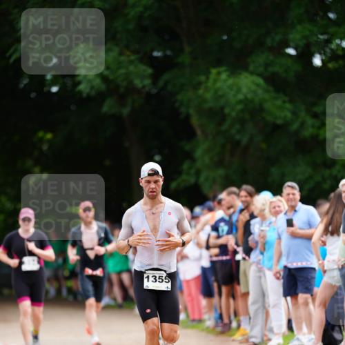 21.06.2026 - 29. Vierlanden-Triathlon LAZAROV Photography http://msf.ph/oto/9877068 21.06.2026 11:30:03 Laufen 1355 meine-sportfotos.de