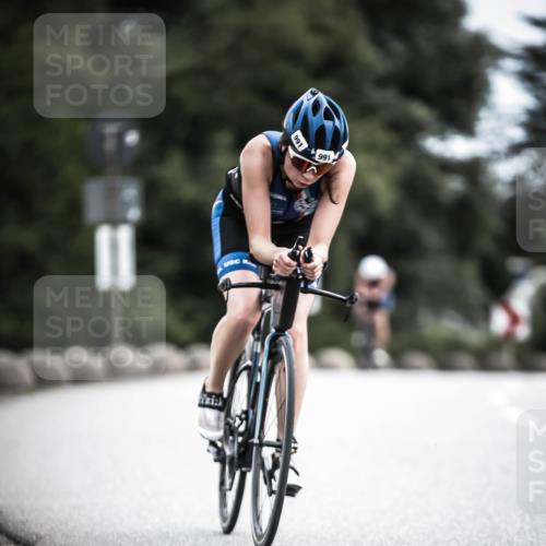 21.06.2026 - 29. Vierlanden-Triathlon H.Heesch http://msf.ph/oto/9877071 21.06.2026 12:34:17 Radfahren 990, 991, 997, 1010 meine-sportfotos.de