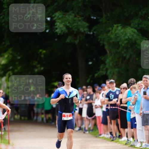 21.06.2026 - 29. Vierlanden-Triathlon LAZAROV Photography http://msf.ph/oto/9877138 21.06.2026 11:32:24 Laufen  meine-sportfotos.de