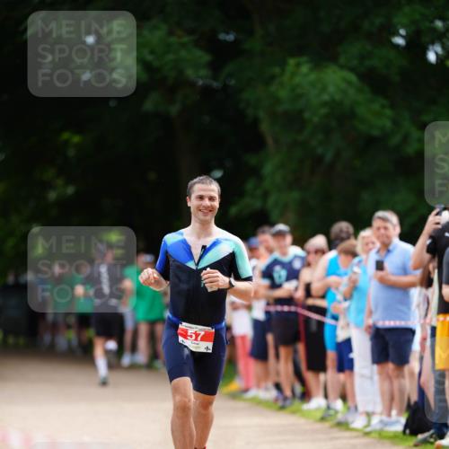 21.06.2026 - 29. Vierlanden-Triathlon LAZAROV Photography http://msf.ph/oto/9877142 21.06.2026 11:32:24 Laufen 57 meine-sportfotos.de