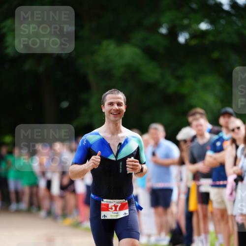 21.06.2026 - 29. Vierlanden-Triathlon LAZAROV Photography http://msf.ph/oto/9877148 21.06.2026 11:32:25 Laufen 57 meine-sportfotos.de
