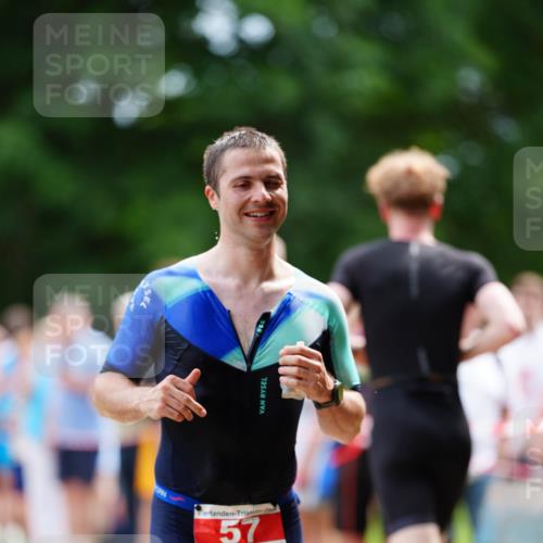21.06.2026 - 29. Vierlanden-Triathlon LAZAROV Photography http://msf.ph/oto/9877157 21.06.2026 11:32:26 Laufen 57, 2 meine-sportfotos.de