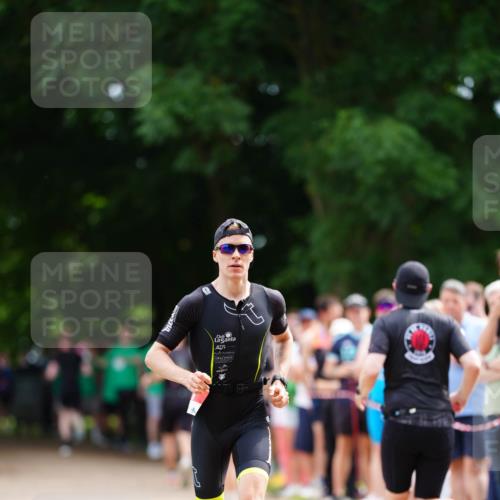 21.06.2026 - 29. Vierlanden-Triathlon LAZAROV Photography http://msf.ph/oto/9877165 21.06.2026 11:32:35 Laufen  meine-sportfotos.de