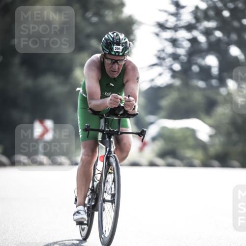 21.06.2026 - 29. Vierlanden-Triathlon H.Heesch http://msf.ph/oto/9877168 21.06.2026 09:02:24 Radfahren 205 meine-sportfotos.de