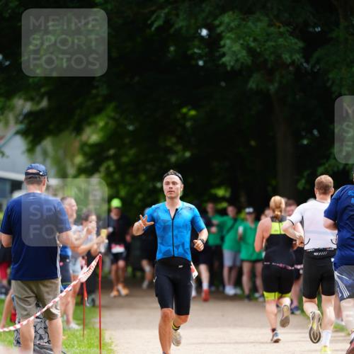 21.06.2026 - 29. Vierlanden-Triathlon LAZAROV Photography http://msf.ph/oto/9877174 21.06.2026 11:32:41 Laufen  meine-sportfotos.de