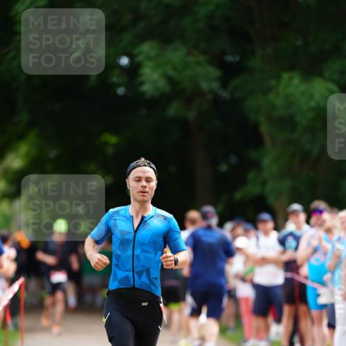 21.06.2026 - 29. Vierlanden-Triathlon LAZAROV Photography http://msf.ph/oto/9877183 21.06.2026 11:32:43 Laufen  meine-sportfotos.de